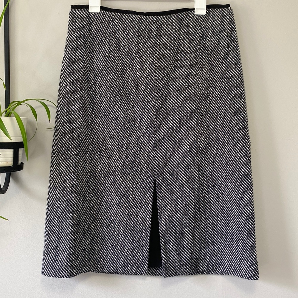 Pencil skirt